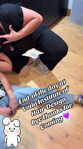 End of the day at The Voila Institute of Hairdesign! Time to go home !  #hairstylist #hairstyling #beautyschool #students #hometime #2025 