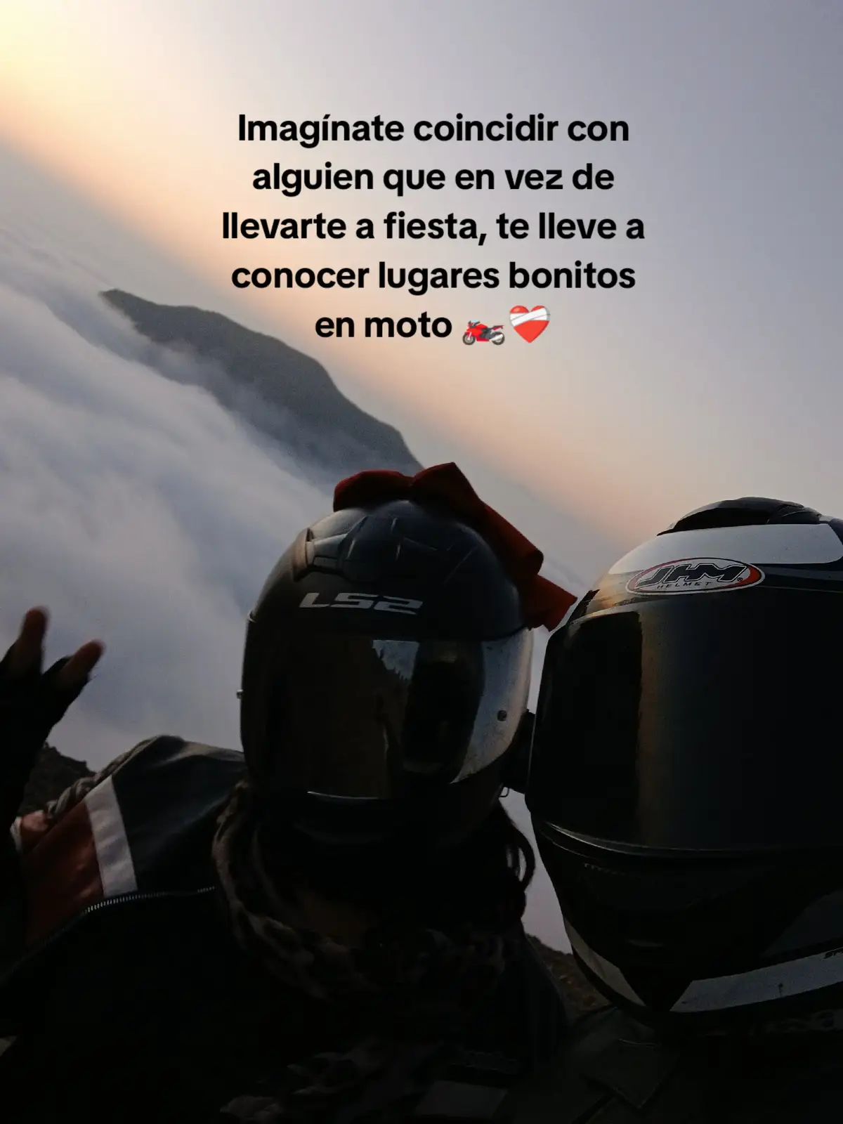 #moto #parejabiker #atardecer #contenido #miamor #videoviral #motorcycle #fyp #metas #viajarenmoto 