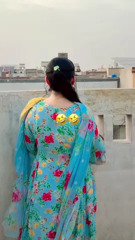 Ksam se🤣🤣 #laibaqueen009 #foryou #foryoupage #1millionviews #plzgoviral #pleastiktokteamdonotunderveiwmyvideos #fypシ゚viral🖤tiktok #viralvideos #1miillionaudition 