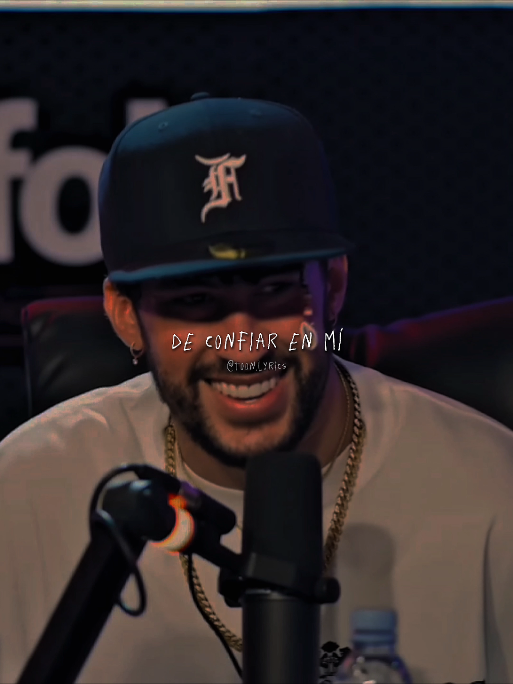 pa ti...#viral #paratii #musica #badbunnypr #pati #letrasdecanciones #lyricsvideo 