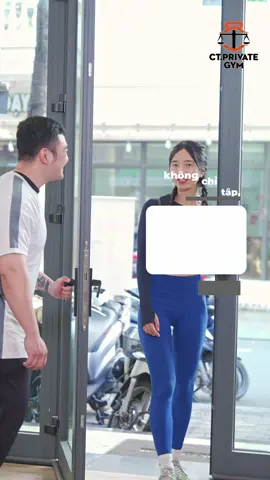 ✨ KHÔNG CHỈ TẬP – MÀ LÀ ĐƯỢC CHĂM Bạn xứng đáng với nhiều hơn một buổi tập. Tại CT Private Gym, mỗi chi tiết nhỏ đều được chuẩn bị sẵn… chỉ để bạn cảm thấy thoải mái và được quan tâm thật sự. Bạn từng nghĩ đi tập là phải mệt, phải tự lo hết mọi thứ? Ở CT Private Gym, chuyện đó không còn nữa. Chỉ cần bạn bước vào – phần còn lại, tụi mình lo: 👉 Khăn sạch chuẩn bị sẵn 👉 Nước mát để sẵn chỗ ngồi 👉 Có cả snack nhẹ sau buổi tập 👉 PT đón tận nơi, hỗ trợ sát sao từ A–Z Đây không chỉ là một buổi tập, Mà là khoảng thời gian bạn được quan tâm, được thư giãn, được là chính mình. Không gian riêng, yên tĩnh, sạch sẽ – không ai làm phiền, không ai dòm ngó. Tập xong, cảm giác như vừa đi spa về vậy 😌 🎁 Muốn thử cảm giác này? 💬 Nhắn tụi mình – tặng bạn 1 buổi tập miễn phí để trải nghiệm thử nha! #CTPrivateGym #TậpMàNhưSpa #PhòngTậpRiêng #PT1Kèm1 #TậpRiêngKhôngAiLàmPhiền #TậpHiệuQuảKhôngÁpLực