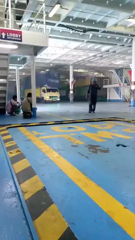 tiba dengan selamat  👍👍