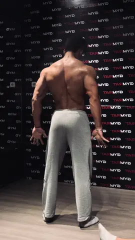 Routine individual pose #gymrat #fypage #GymTok 