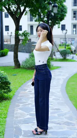 Quần Bò Nữ Đẹp, Cá Tính, Cập Nhật Mẫu Mới Nhất 2025 #quanbo #quannu #phoidoxinh #stylecrush #xh 