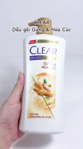 Dầu gội Clear gừng & hoa cúc chân ái cho bà nào gàu, ngứa nè #clear #hoptaccungunilever #daugoi 