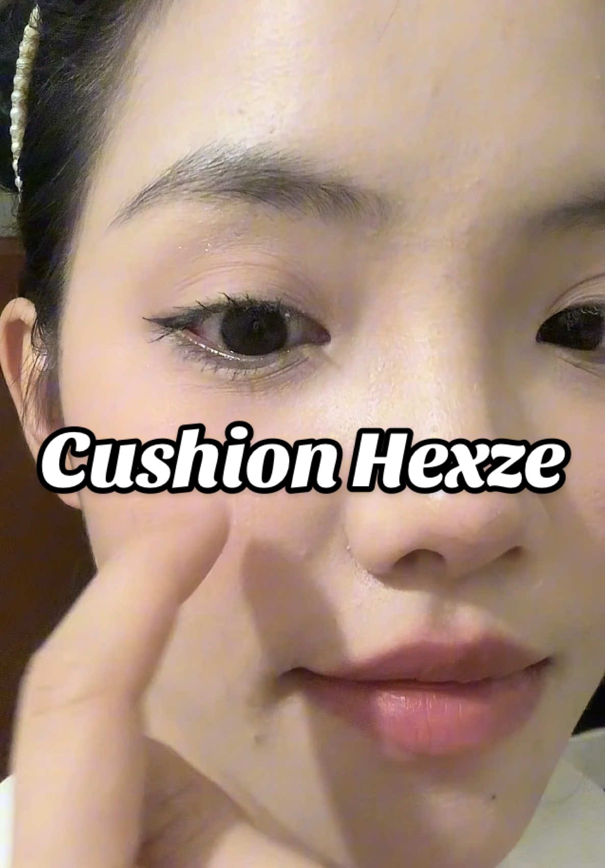 Cushion phấn phủ hệ hssv, giá hạt dẻ mà cào cỡ đó ko xi nhê 🙂 cushion hexze mãi đỉnh cho hội ví lép chứ còn gì #jessicareview #cushionhexze #hexze #cushion 
