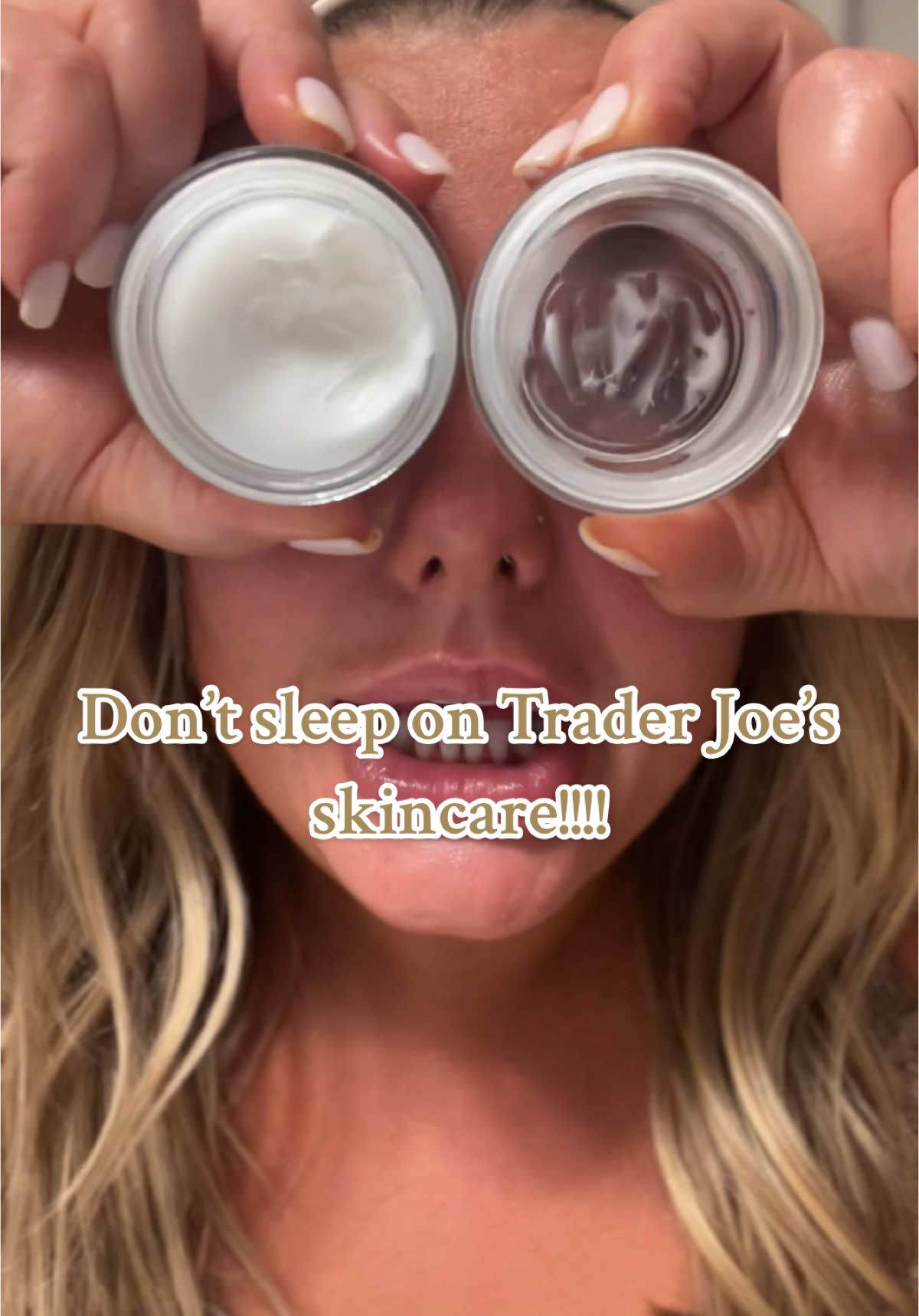 Babess i wanna be covered in this sea moss moisturizer lmaooo