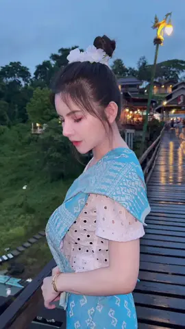 สาวโสด #สะพานมอญ #สังขละบุรี #กาญจนบุรี 