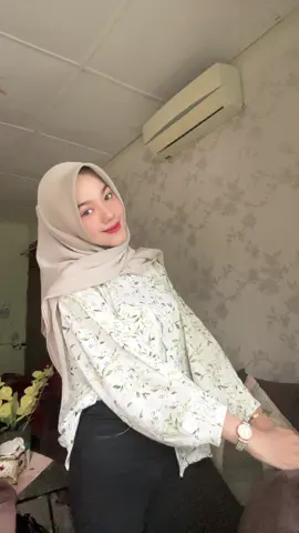 fit check lagi😳