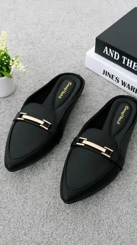 #sandalbustong #sepatuwanita #sepatukerja #flatshoes #fashion 