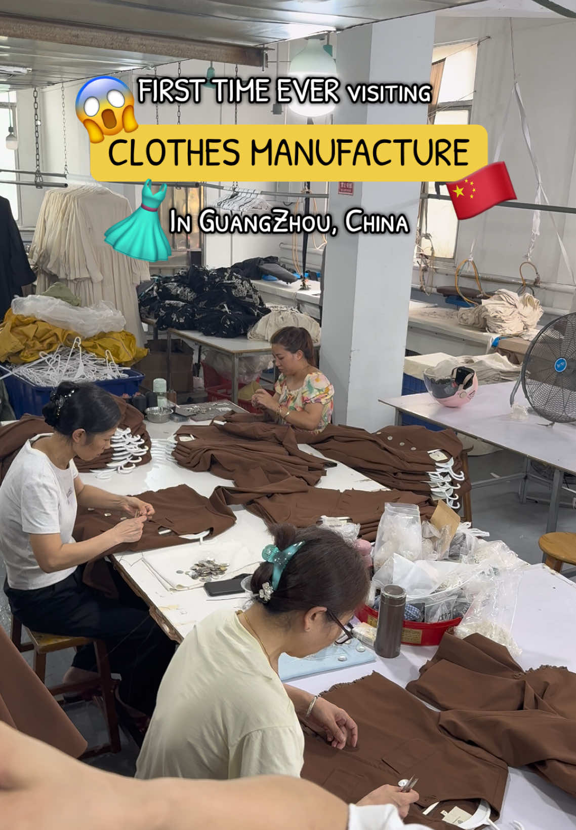 FIRST TIME VISITING CLOTHES MANUFACTURE IN GUANGZHOU, CHINA 🫰 . FUN EXPERIENCEEEE 🫶 . If you need help for guide / sourcing you can hit the link on my bio 🥺🫰 . #fyp #guangzhou #china #manufacture #manufacturing #clothes #pabrik #guide #translator #sourcing 