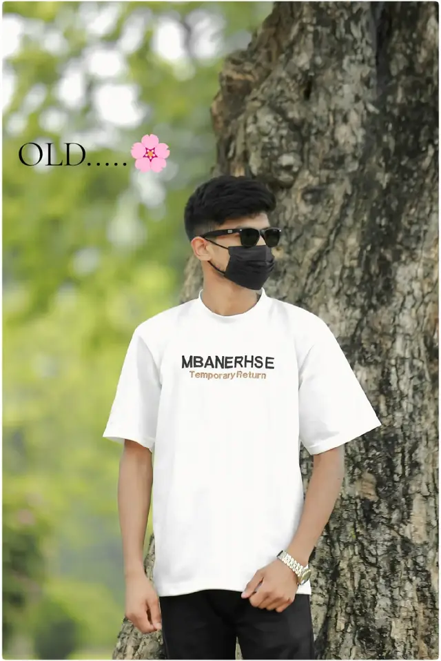 আমি ঐসব মানুষের মতো আয়োজন করে ভালোবাসা প্রকাশ করতে পারিনা। তবে তোমাকে হারানোর ভয়ে প্রতিনিয়ত নিজের সাথে যুদ্ধ করার নাম যদি ভালোবাসা হয়। তাহলে আমি তোমাকে ভালোবাসি। আমি ঐসব মহান মানুষের মতো প্রিয় মানুষের মন পড়তে পারিনা। তবে তোমার চোখের দিকে তাকালে তুমি কি চাও সেটা বুঝতে পারার নাম যদি ভালোবাসা হয়। তাহলে আমি তোমাকে ভালোবাসি। আমি ঐসব মানুষের মতো যত্ন করে বেধে দিতে পারিনা চুলের খোপা। তবে তোমাকে হৃদয়ের আলগ ঘরে যত্ন করে বেধে রাখার নাম যদি ভালোবাসা হয়। তাহলে আমি তোমাকে ভালোবাসি। আমি ঐসব মানুষের মতো তোমাকে নিয়ে যেতে পারিনা শহরের বুক চিরে দাঁড়িয়ে থাকা নামি-দামি রেস্তোরাঁয়। তবে তোমার পাশে বসে পুরো বিকেল কাটিয়ে দিতে চাওয়ার নাম যদি ভালোবাসা হয়। তাহলে আমি তোমাকে ভালোবাসি।