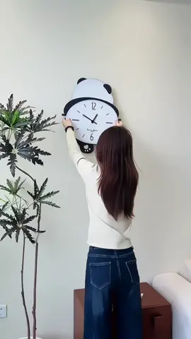 Tranh Đồng Hồ Gấu Trúc Lắc Chân Treo Tường Có Kemd Đèn Led.   #donghotreotuong#donghotreotuongdep#decor#xuhuongtiktok 