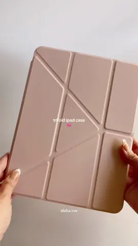 finally found the perfect ipad case for me from TBTIC! this trifold ipad case is perfect for you too! @Tbtic PH Mall #ipadcase #trifoldcase #tabletcase #tbtic #case #trifold 