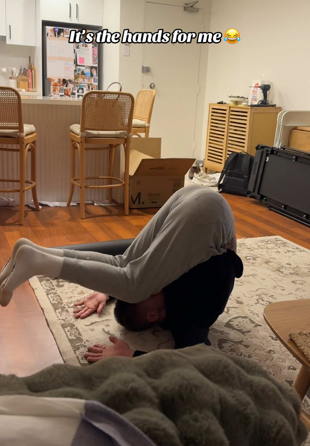 My husband likes to stretch.  🤣🤣🤣🤣🤣🤣 dying.  ##funn##fart##funnytiktok##husband##funnytik