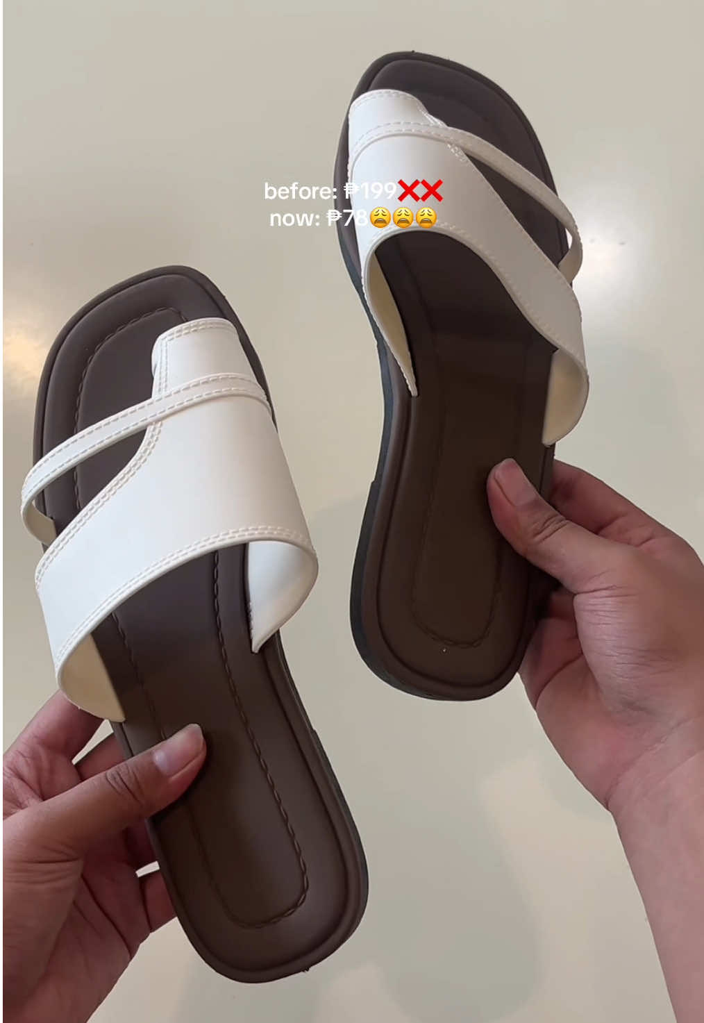 grabe ka na seller presyong pamigay ulit beh—₱50 nalang oh go dali check out! #fyp #fypシ゚viral #fypviralシ #slippersforwomen #sandalsforwomen #forwomen #rubbersandals #musthave 
