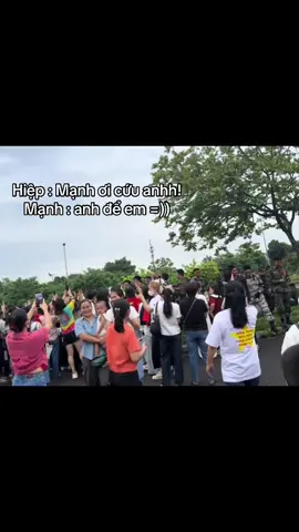 Đồng chí Mạnh giải cứu Hiệp thoát khỏi ynn #lêhoanghiep 