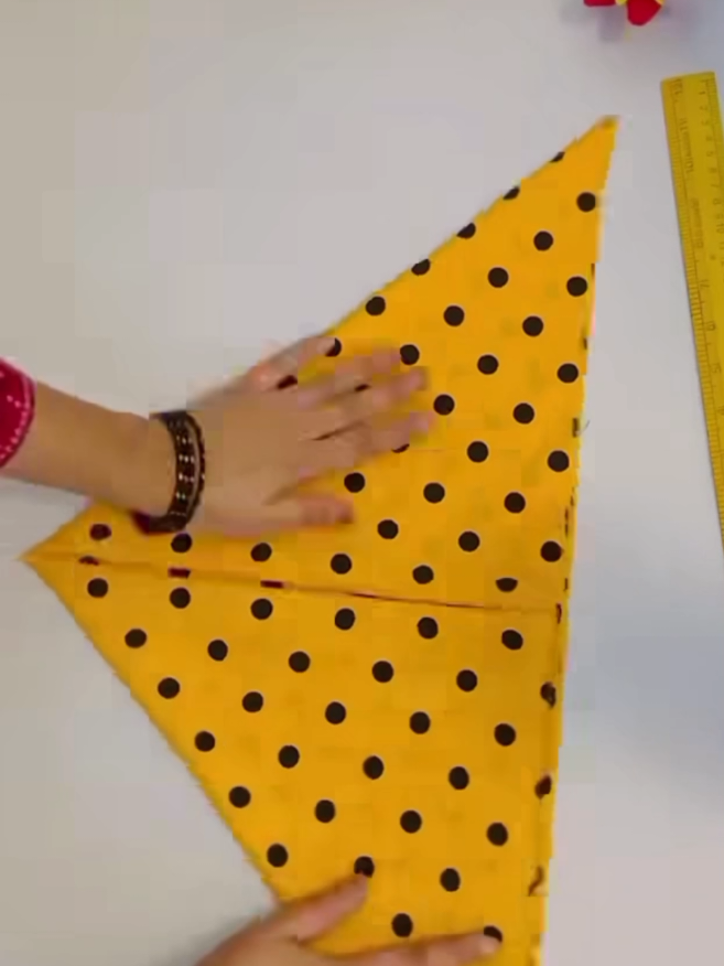 🖤💛💛🖤#fyp #foryou #foryoupage #trending #viral #followme #tiktik #growmyaccount #latestdegine #fashion  #sewingtips #clothes #sewinglover #brandstyle #frokdesinge #goviral #shortvedio #statusvedio #patternmaking #StylishfrokDesign #FashionfrokDesign #Designerfrok #TrendyfrokDesign #latestfrokdesgine #beautifulStyle #frokDesignIdeas #latestDesign #EthnicWearDesign #FashionDesign #TailorMadeStyle #CustomfrokDesign #DIYFashionDesign #SewingDesigns #boutique  #beatiful 