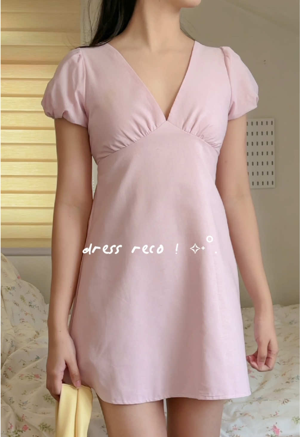 looove the color ! #OOTD #outfits #dressreco #dress 💗