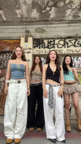 มา4คน#คลาสแฟชั่น #แฟชั่น #outfitideas #outfit #OOTD 