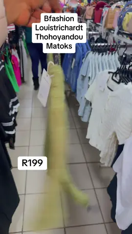 #bfashion #louistrichardt #thohoyandoutiktok #matoks# #top #shirt #golive #newtrend #reels #creatorsearchinsight #summer2025 #fyp #limpopo #southafrica 