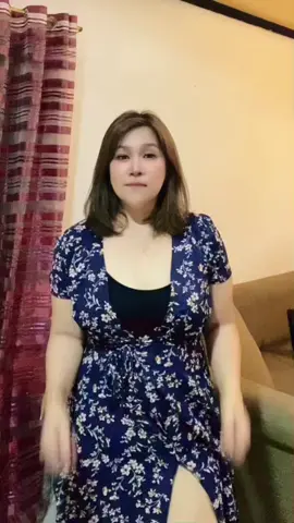 Mobe mobe move your hips 🤣 #dance #trend  #foryou #fyp 