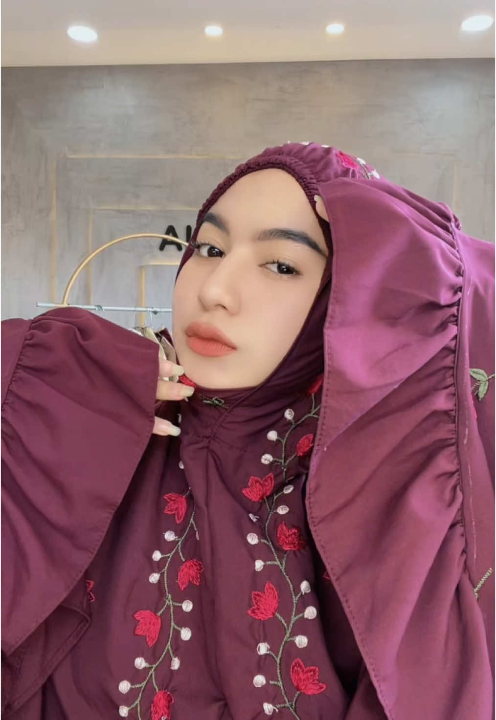 Salsabila Series - Burgundy 😍 #mukena #racuntiktok #88megasale #diskontiktok #jelajahgajian #tanggalkembar #sale #88sale 