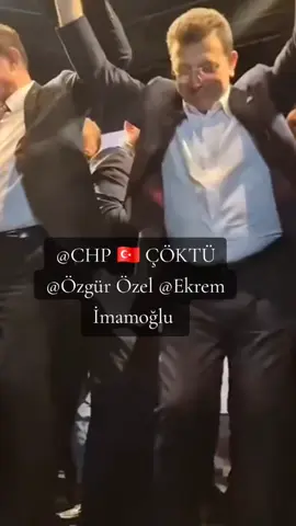 Suç örgütü lideri Aziz İhsan Aktaş, CHP lideri Özgür Özel’e makam aracı tahsis etti. (TYT) Bu diploma yaygarası ile neyi perdeledikleri ortaya çıktı. İBB soruşturmasında itirafçı olan Aziz İhsan Aktaş Özgür Özel'e araç mı tahsis etmiş? Özgür Özel'in makam arabası olarak kullandığı 34 AKT 500 plakalı aracın, suç örgütü lideri ve itirafçı olan Aziz İhsan Aktaş'a ait olduğu ortaya çıktı. @CHP 🇹🇷  ÇÖKTÜ @Özgür Özel @Ekrem İmamoğlu 