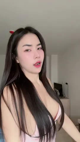 สาวหน้าเหวี่ยงอยู่นี่แล้ว คนเรียกอยู่ไหนคะ #povvvvvvvvvvvvvvvvvvvvvvvvvvvvvvvv 