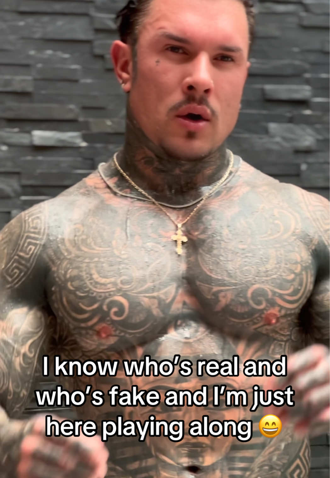 I can read you like a book 📕 #tattoos #treatyoubetter #BookTok #inkedboy 