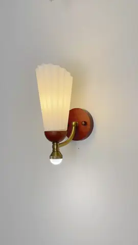 ĐÈN TƯỜNG PHÒNG NGỦ. #tongkhodennoidiatrung #denled #dentuong #denphongngu #dentrangtri 