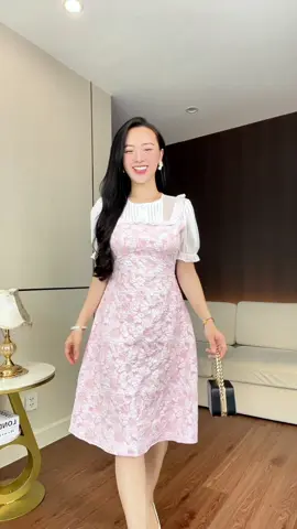 Mlem Mlem nha! 🥰 #VIAN #vayxinh  #damxinh 