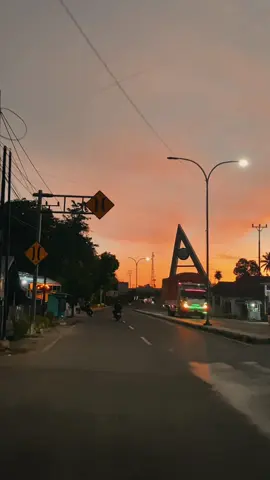 #sunsetvibes #senjasorehari #senja #gorontalo #tilamuta#boalemo 