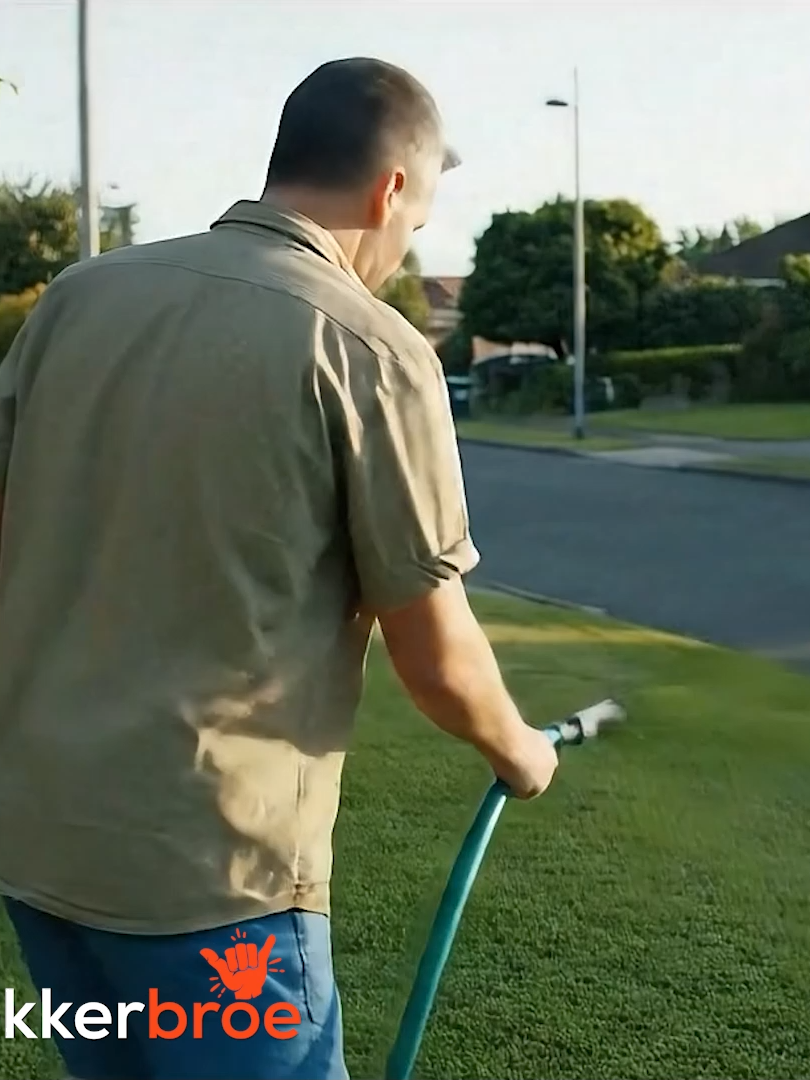 Frikkie is 7, but hy verstaan al die lewe beter as ons almal. 😭🐶 #deadpan #afrikaanshumor #FrikkieSeHond #AfrikaanseHumor #LekkerLag #Veo3 #TikTokZA #DorpStories #KleinFrikkie #DryHumor #SuidAfrika #AfrikaansTikTok #OumaGaanSkree