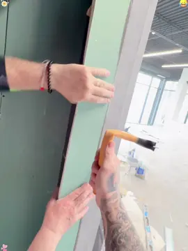 Plastic Hammer Prank#mischief #model #funny#tiktok 
