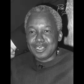 Ifahamu historia ya Mwalimu Julius Kambarage Nyerere, aliyeiongoza Tanganyika kupata uhuru mwaka 1961, baaada ya kukianzisha chama cha Tanganyika African National Union (TANU) na kupigania uhuru kutoka kwa Uingereza na baadae kuunganisha Tanganyika na Zanzibar mwaka 1964 ikazaliwa Tanzania … Nyerere alifanikiwa kuleta umoja kati ya Watanzania kupitia mfumo wa “UJAMAA” na Lugha ya Taifa ya Kiswahili na vile vile alikua kinara katika kupigania muungano wa nchi za Afrika! #AfrikaMustRise #AfrikaUnite #ALKEBULAN LINK ON BIO✊🏾