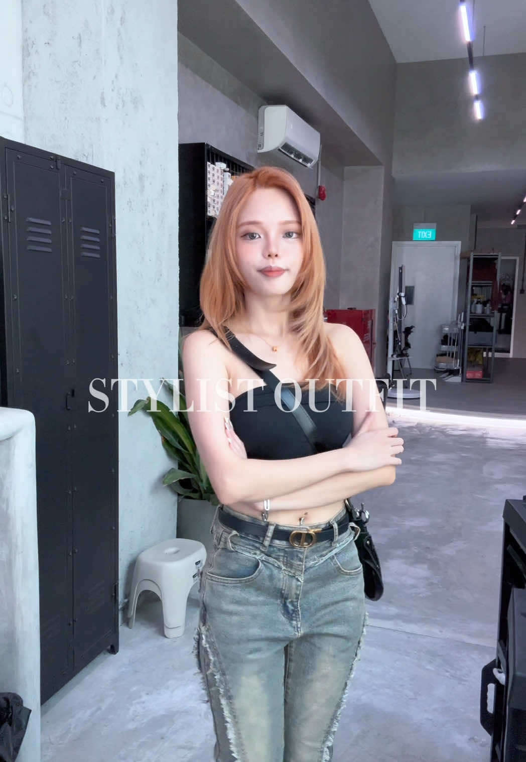 STYLIST OUTFIT #stylist #outfit  #fyp #hair #boredofyourhair  #fashion  #OOTD #xyzbca #xyzbcafypシ #vibes  #howtostylehair 