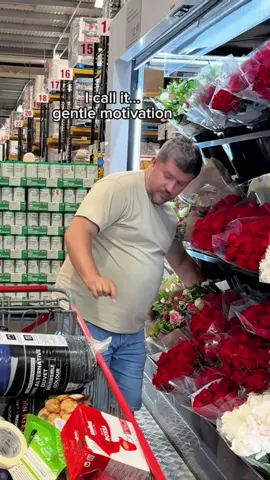Push your husband to the right position🥰#funny #husband #foryou #flower #couple #tiktok #fypシ #fyp 