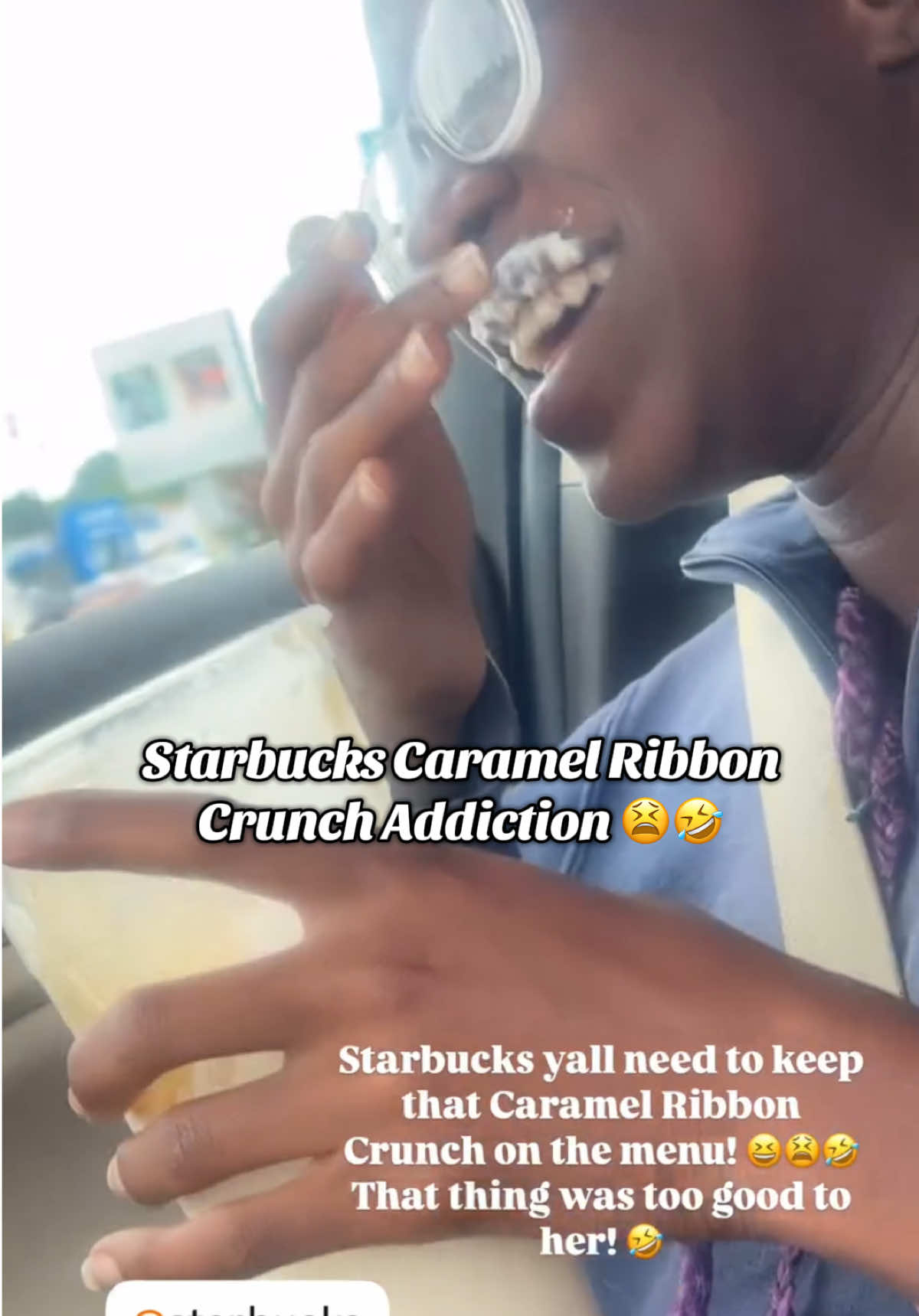 🤣🤣 Not it falling in her face! 🤣🤣 @Starbucks What yall got in this drink? Because she is too obsessed! 😫😅😅😆 #starbucks #starbucksdrinks #caramelribboncrunch #viral #starbuckscup 