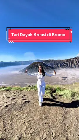 kali ini Tari dayaknya mampir di Bromo dulu yaa, next kita mampir kemana lagi nih?😅