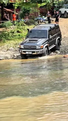 POV anak mami ngikut main lumpur #offroad #fyp #fypviralシ #4x4 #landcruiser #toyota 