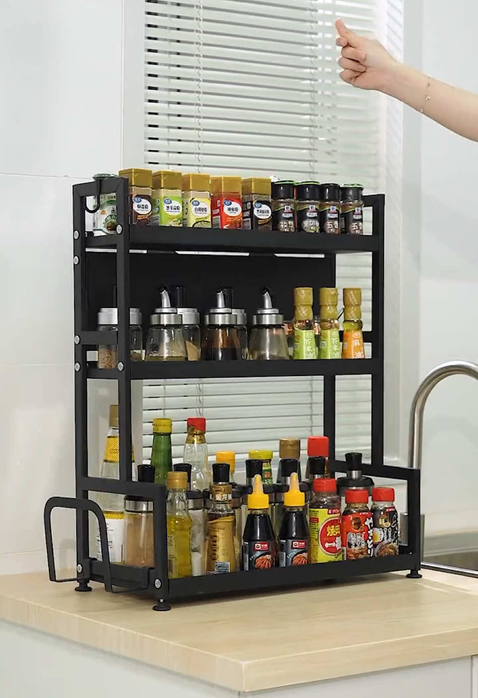 Kệ để gia vị để dao thớt nhà bếp bằng thép không rỉ chắc chắn #trending #xh #dogiadung #tongkhogiadung247bn #kededonhabep #kegiavinhabep 