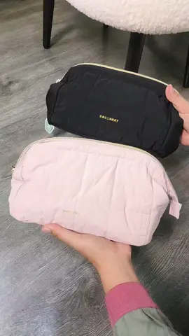 Suka Pink atau Hitam? check out keduanya dikeranjang kiri bawa video ini dijamin harga lebih murah!! #ModalKontenDoang #bagsmart #tasbagsmart #pouchmakeupbagsmart #bagsmartpouchkosmetik 