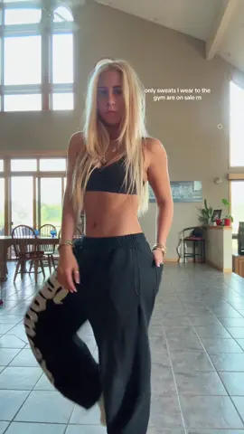 #Gym#gymfit#gymtiktok#gymgirly#gymgirl#workoutfit#workout#blackfriday#winterarc#GymTok#tiktokshop#tiktokdeals#deals#lifehacks#shopping#tiktokshopdeals#tiktokshopcodes#cheatcode#life#fyp#foryou#foryoupage#college#collegefashion#forthegirls#fitcheck#OOTD#TikTokShopFashion 