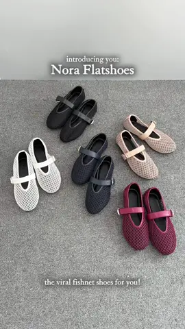 The reason why fishnet shoes are trending? It's comfortable and looks cute paired with every outfit, do you agree? ❤️ Available in size 35-42 With 5 gorgeous colors: - Black - Navy Blue - Cherry Red - Nude - White Our best-selling Nora Shoes available at your favorite marketplace! 🛒 #luxiawithlove #rekomendasimules #rekomendasiheels #rekomendasiflatshoes #rekomendasisandal #kakilebar #sepatukakilebar 