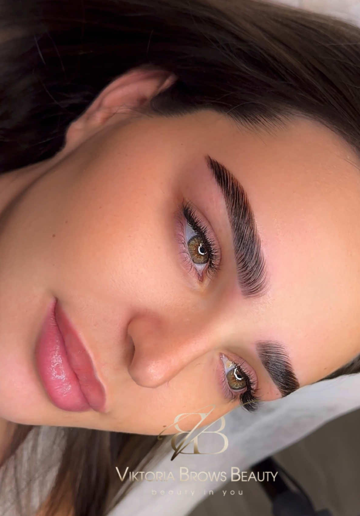 Perfect EYEBROWS only with VIKTORIA BROWS BEAUTY 🔥🔥🔥    I have clients from all over the world, sign up quickly +971 55 927 6528📩 #brows #dubaimicroblading #happyclient #top #fyp 