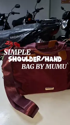 Super simple bag na super daming nakakarga, perfect sa office or kapag may pupuntahan ka kasama ng baby mo, kayang kaya kargahin lahat ng anik anik, just check my yellow baskset