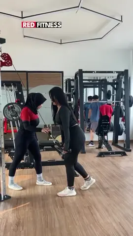 Kerja sama itu penting, aku liatin,coach yang kerja narik beban wkwkwkw #tambun #tambun #infotambun #metlandtambun #fyp #tambunbekasi #GymTok #gymbekasi #fyppppppppppppppppppppppp 