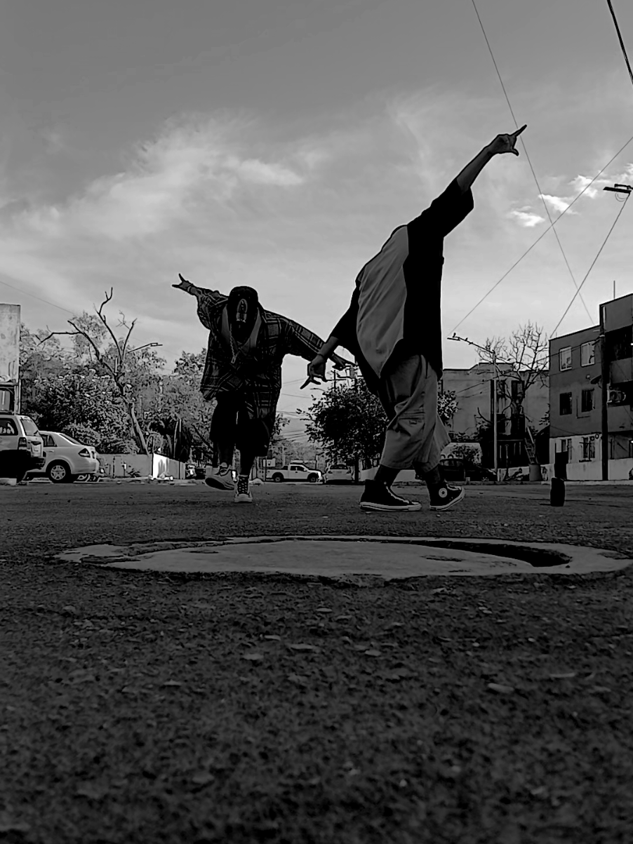 Bonito Son 🎵 @A l e m a n K o l o m b i a s  . #baile #folclore #arte  #paratii #monterrey #kolombias #asisebailalacumbia 