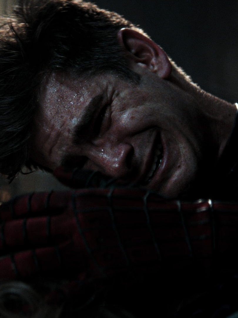 She didn't deserve to die #theamazingspiderman #gwenstacy #andrewgarfield #spiderman #emmastone